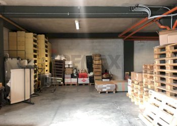 Dispensa di stoccaggio - Locale Commerciale Via Martin Luther King
16, Misterbianco - foto 13