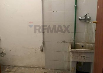 Bagno - Commercial Premises Via Leopoldo Franchetti
39, Misterbianco - photo 6