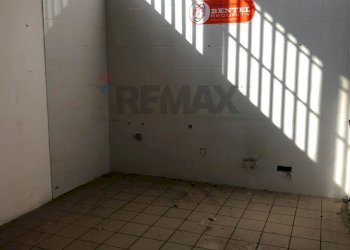 Stanza vuota - Commercial Premises Via Leopoldo Franchetti
39, Misterbianco - photo 7