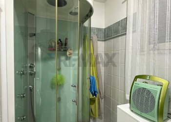 Bagno - Quadrilocale Villaggio Sant'agata Zona B
 
95, Catania - foto 15