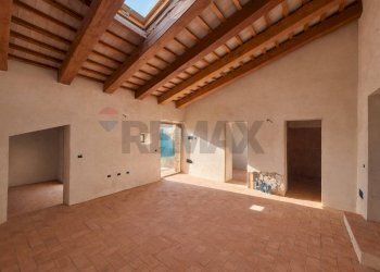 Salone - Casa indipendente Bucine - foto 6