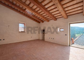 Salone - Casa indipendente Bucine - foto 7