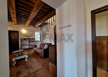 Salone - Villa Bifamiliare Bucine - foto 9