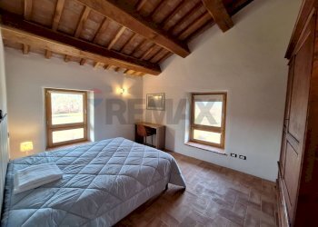 Camera da letto 2 - Villa Bifamiliare Bucine - foto 20