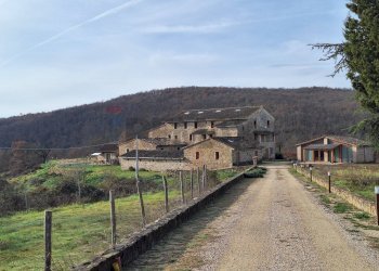 Vista del complesso - Villa Bifamiliare Bucine - foto 26