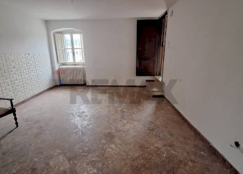 Stanza vuota - Casa semi indipendente LOCALITA' ANTRIA
 
3, Arezzo - foto 4