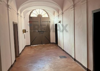 Hall / corridoio - Appartamento via Cialdini
 
81, Fabriano - foto 6