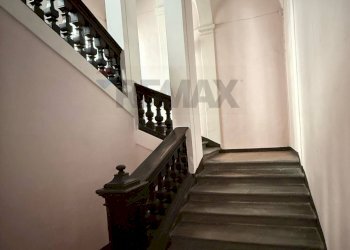 Scale - Appartamento via Cialdini
 
81, Fabriano - foto 10