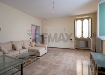 Soggiorno - Appartamento via Cialdini
 
81, Fabriano - foto 15