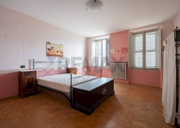 Camera / camera da letto - Appartamento via Cialdini
 
81, Fabriano - foto 17