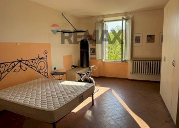 Camera / camera da letto - Appartamento via Cialdini
 
81, Fabriano - foto 18