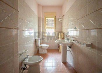 Bagno - Quadrilocale via Polonia
 
12, Siracusa - foto 12