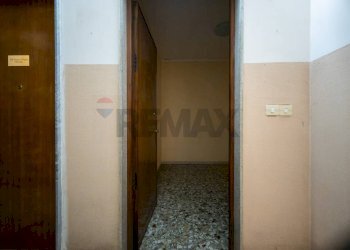 Porta d\'ingresso - Quadrilocale via Polonia
 
12, Siracusa - foto 28