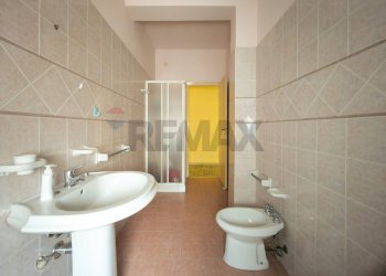 Bagno - Ufficio via Polonia
12, Siracusa - foto 11