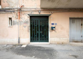 Portone d\'ingresso - Ufficio via Polonia
12, Siracusa - foto 29