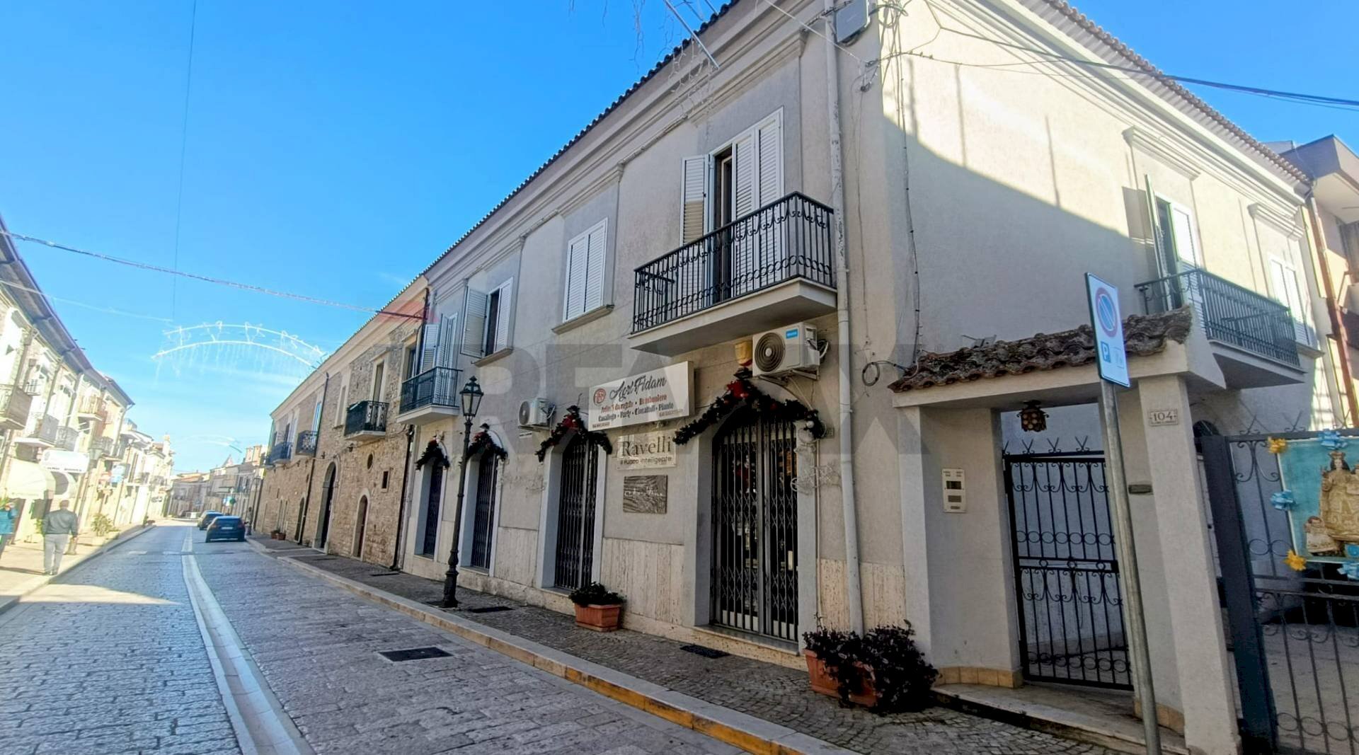Edificio all\'aperto - Casa indipendente Corso Cardinale Parente
 
104, Casalnuovo Monterotaro - foto 2