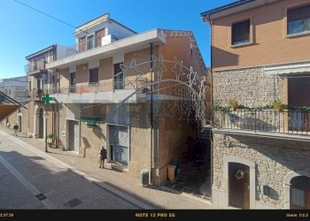 Edificio all\'aperto - Casa indipendente Corso Cardinale Parente
 
104, Casalnuovo Monterotaro - foto 4