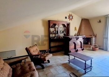 Soggiorno - Casa indipendente Corso Cardinale Parente
 
104, Casalnuovo Monterotaro - foto 32