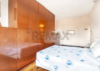 Camera / camera da letto - Three-room apartment Piazzale Vincenzo Cuoco
 
4, Milano - photo 13