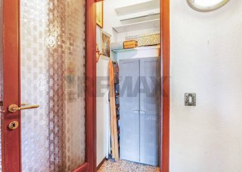 Hall / corridoio - Three-room apartment Piazzale Vincenzo Cuoco
 
4, Milano - photo 23