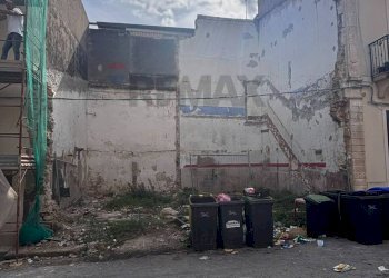 Edificio all\'aperto - Quadrilocale Piazza Duca degli Abruzzi
 
15, Avola - foto 6