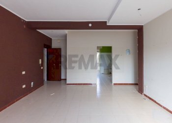 Stanza vuota - Quadrilocale Via Sicilia
 
78, Siracusa - foto 3