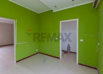 Stanza vuota - Quadrilocale Via Sicilia
 
78, Siracusa - foto 8