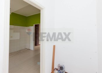 Stanza vuota - Quadrilocale Via Sicilia
 
78, Siracusa - foto 11