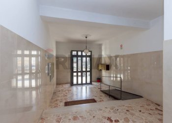 Ricezione / Lobby - Quadrilocale Via Sicilia
 
78, Siracusa - foto 28