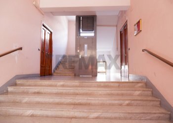 Scale - Appartamento VIA MICHELE FERRARA
 
23, Caserta - foto 4