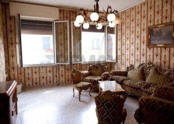 Soggiorno - Appartamento VIA MICHELE FERRARA
 
23, Caserta - foto 22