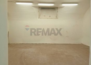 Stanza vuota - Locale Commerciale Vico Santo Spirito di Palazzo, Napoli - foto 4