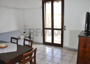Sala da pranzo - Three-room apartment Via B. Antelami
 
52, Salsomaggiore Terme - photo 1