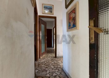 Hall / corridoio - Attic Viale Dante Aligheri
 
12, Sassari - photo 30
