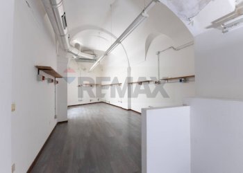 Stanza vuota - Locale Commerciale Via Torre Tonda
 
18, Sassari - foto 8