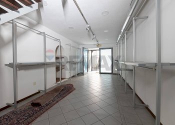 Stanza vuota - Locale Commerciale Via Torre Tonda
 
18, Sassari - foto 26