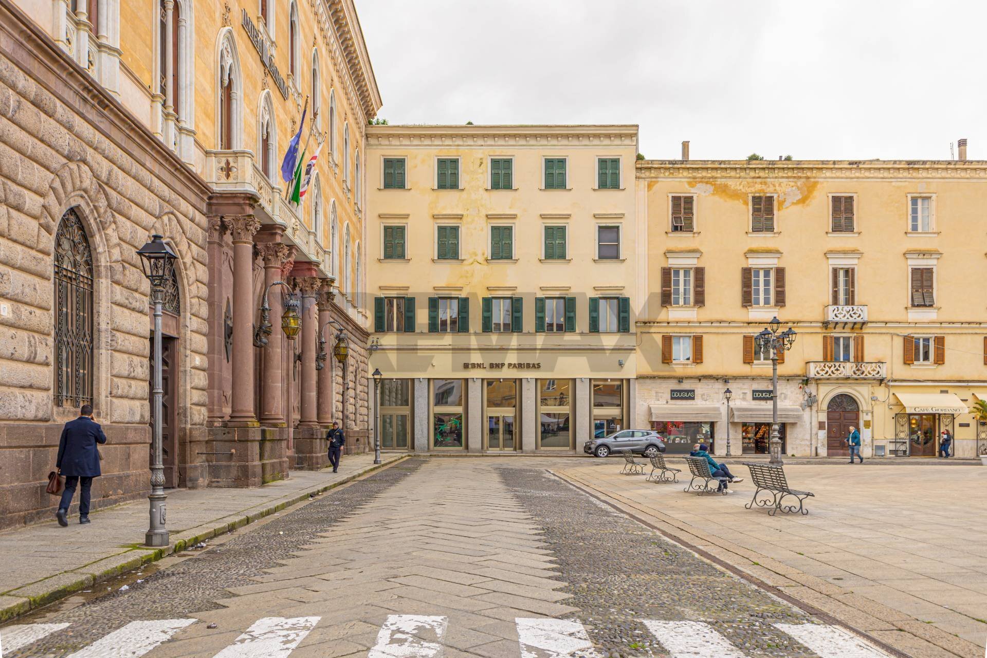 Edificio all\'aperto - Ufficio Piazza d'Italia
 
23, Sassari - foto 3
