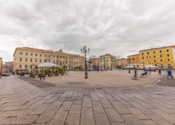 Edificio all\'aperto - Ufficio Piazza d'Italia
 
23, Sassari - foto 7