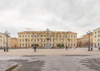 Edificio all\'aperto - Ufficio Piazza d'Italia
 
23, Sassari - foto 10