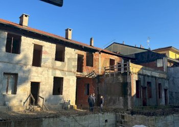 Edificio all\'aperto - Rustico Castellanza - foto 4