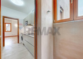 Hall / corridoio - Trilocale Via Moise' Loria
 
62, Milano - foto 23