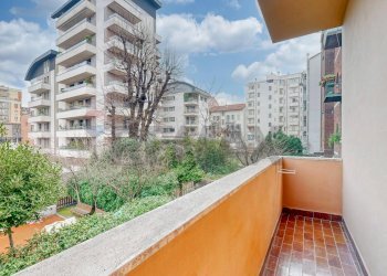 Balcone - Trilocale Via Moise' Loria
 
62, Milano - foto 42