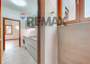 Hall / corridoio - Three-room apartment Via Moise' Loria
 
62, Milano - photo 22