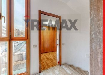 Hall / corridoio - Three-room apartment Via Moise' Loria
 
62, Milano - photo 38