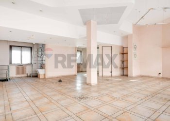 Stanza vuota - Shop Busto Arsizio - photo 3