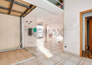 Stanza vuota - Shop Busto Arsizio - photo 9