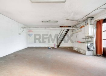 Parcheggio - Shop Busto Arsizio - photo 18