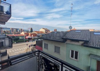 Balcone - Bilocale VIA GRAN SASSO
 
2, Rozzano - foto 12