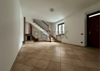 Stanza vuota - Trilocale VIA PACE
 
6, Fagnano Olona - foto 1