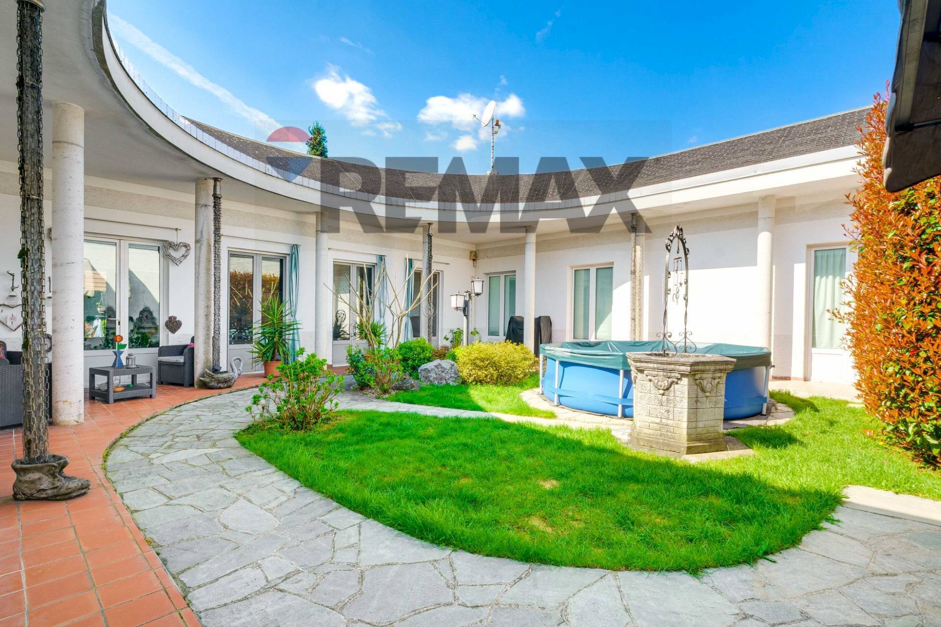 Casa all\'aperto - Villa VIA DELL'ARTIGIANATO
 
20, Ferno - foto 1